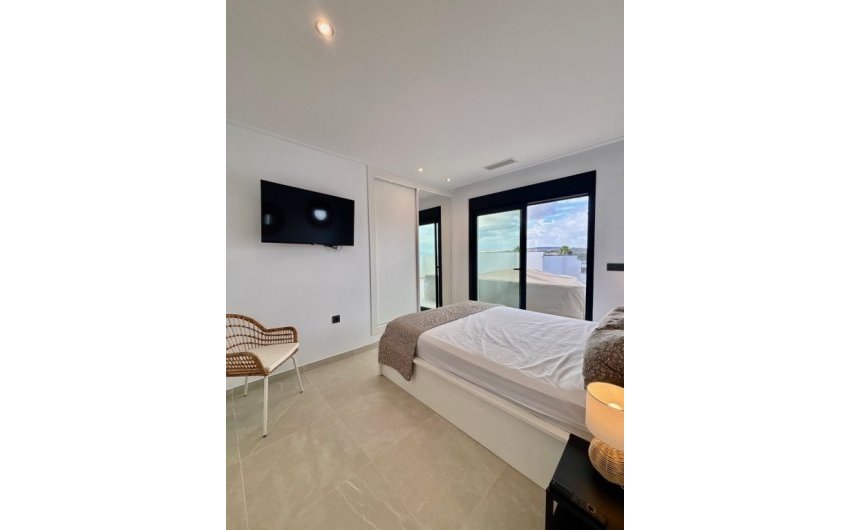 Resale - Villa -
Benijofar - Costa Blanca