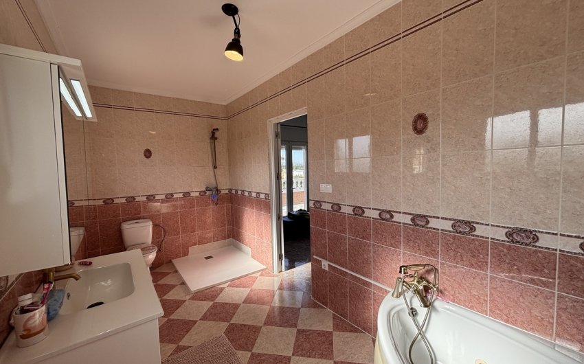 Resale - Villa -
Benijofar - Costa Blanca