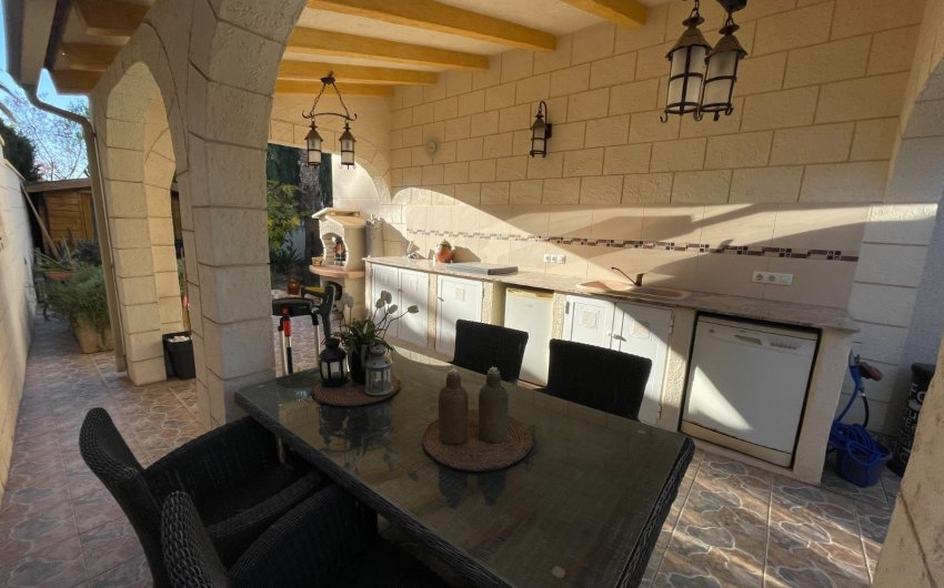 Resale - Villa -
Benijofar - Costa Blanca