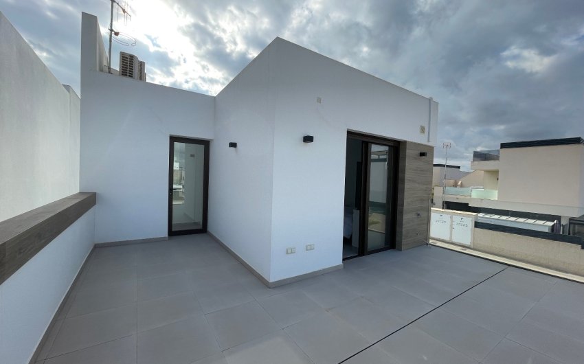 Resale - Villa -
Benijofar - Costa Blanca