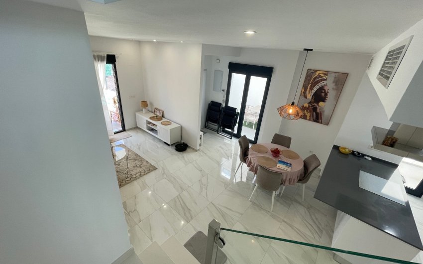 Resale - Villa -
Benijofar - Costa Blanca