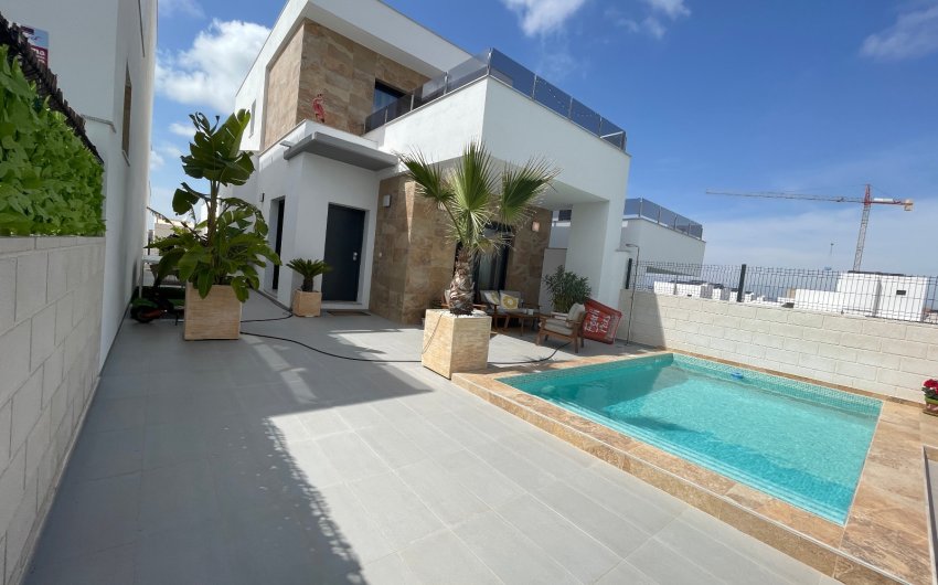 Resale - Villa -
Benijofar - Costa Blanca