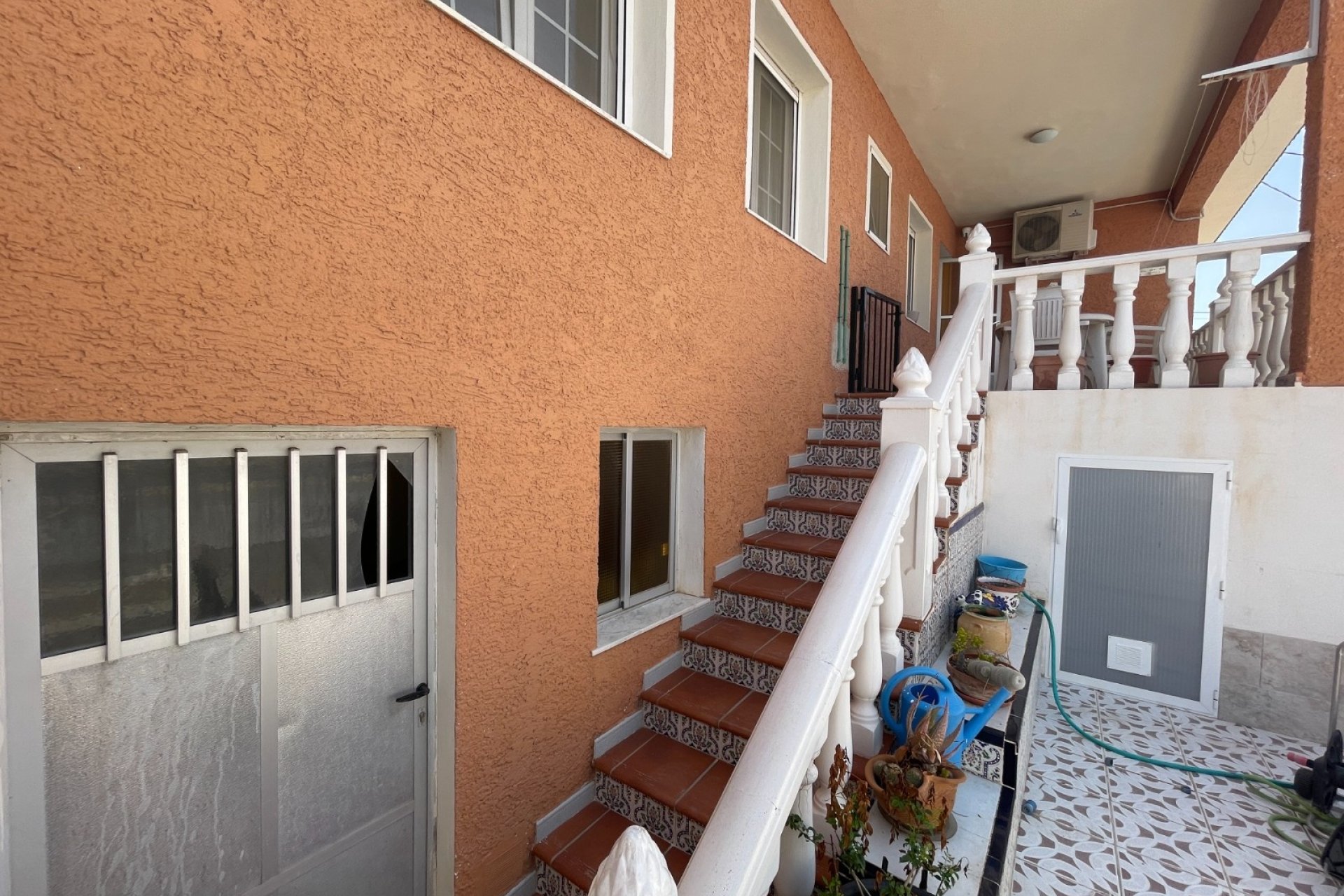 Resale - Villa -
Benijofar - Costa Blanca
