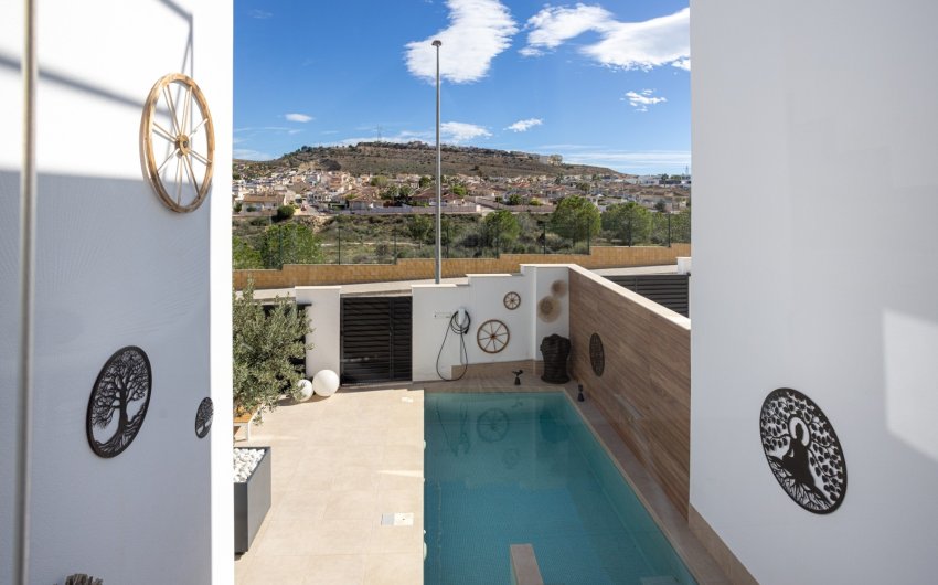 Resale - Villa -
Benijofar - Costa Blanca