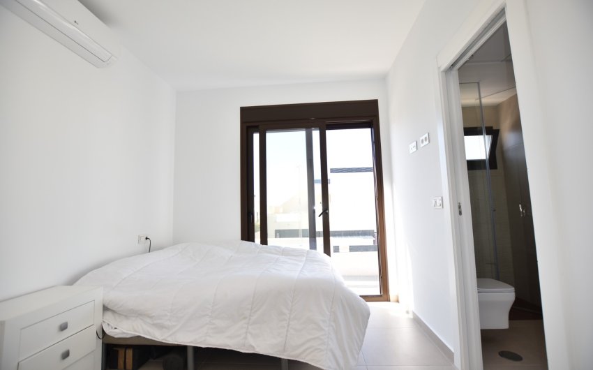 Resale - Villa -
Benijofar - Costa Blanca
