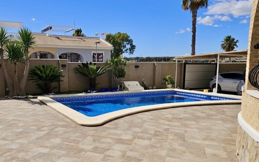 Resale - Villa -
Benijofar - Costa Blanca