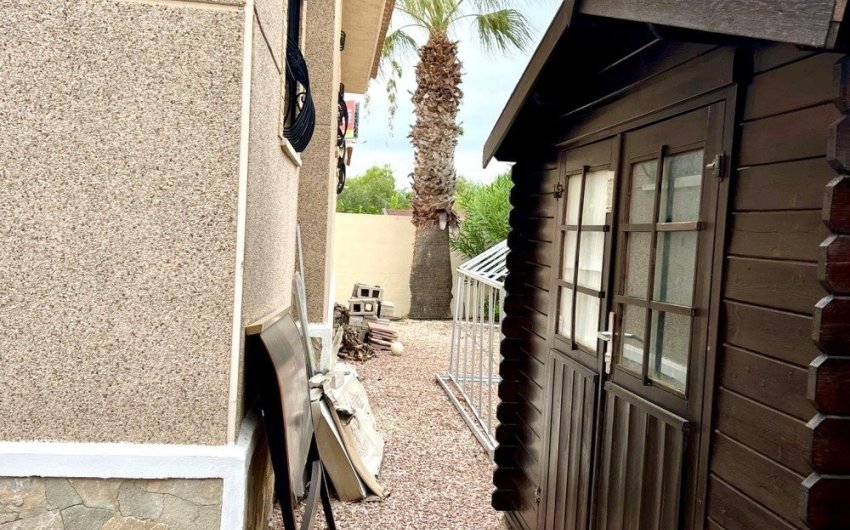 Resale - Villa -
Benijofar - Costa Blanca