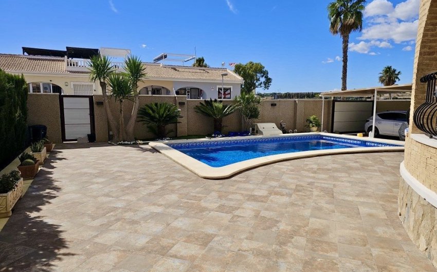 Resale - Villa -
Benijofar - Costa Blanca