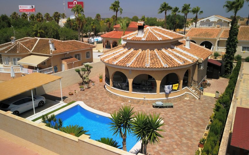 Resale - Villa -
Benijofar - Monte Azul