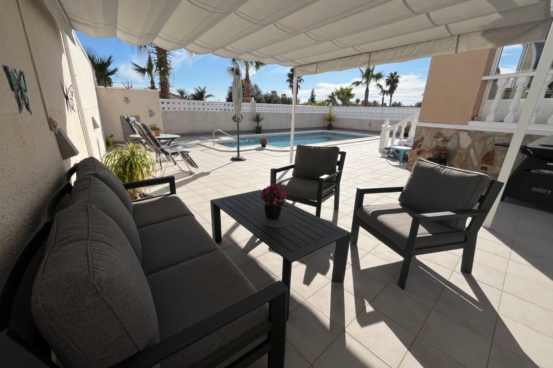 Resale - Villa -
Benijofar - Monte Azul