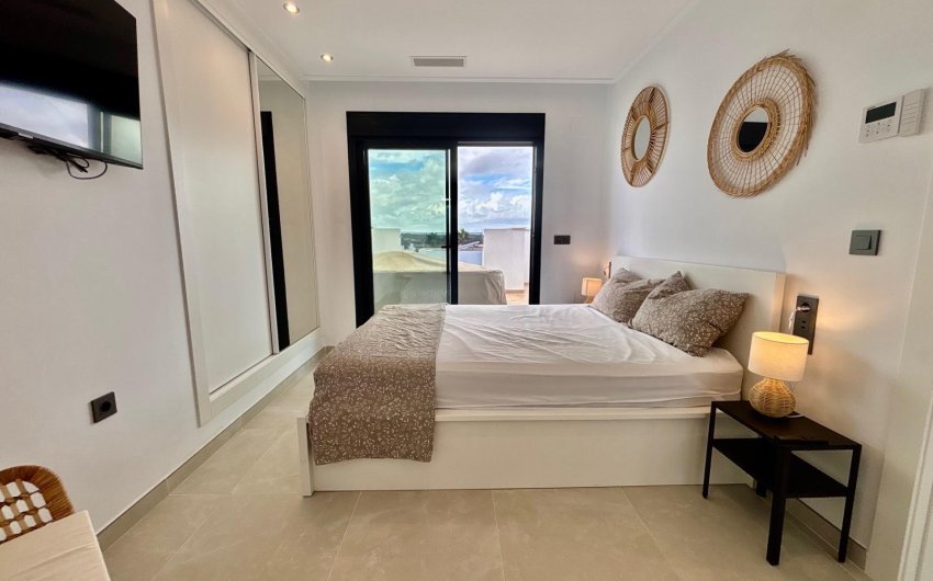 Resale - Villa -
Benijofar - Pueblo 4