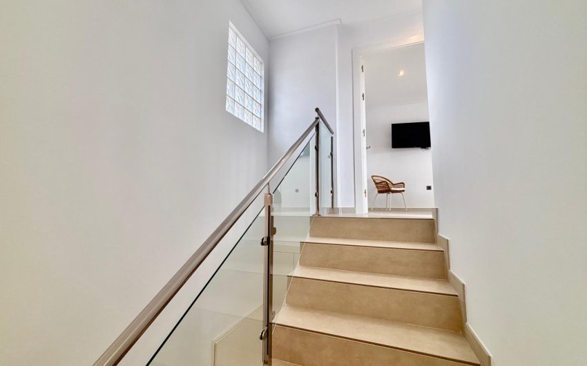 Resale - Villa -
Benijofar - Pueblo 4