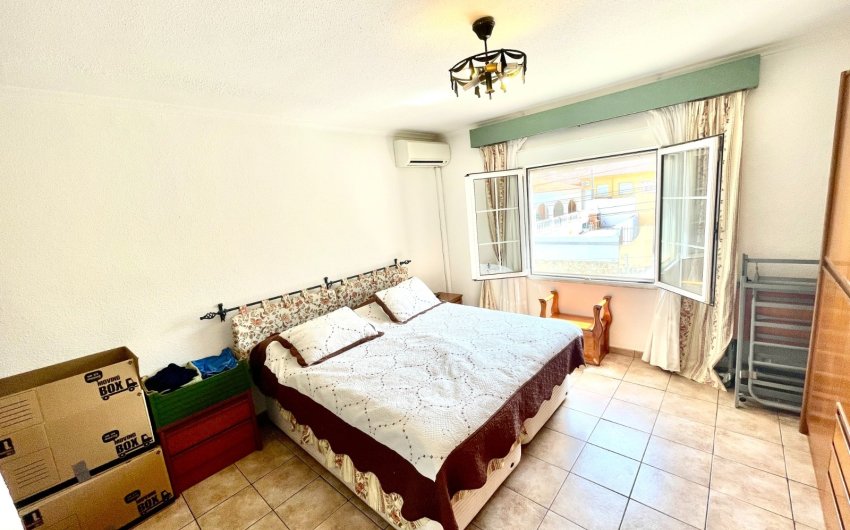 Resale - Villa -
Benijofar - pueblo