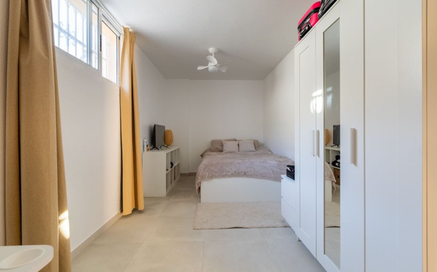 Resale - Villa -
Benijofar