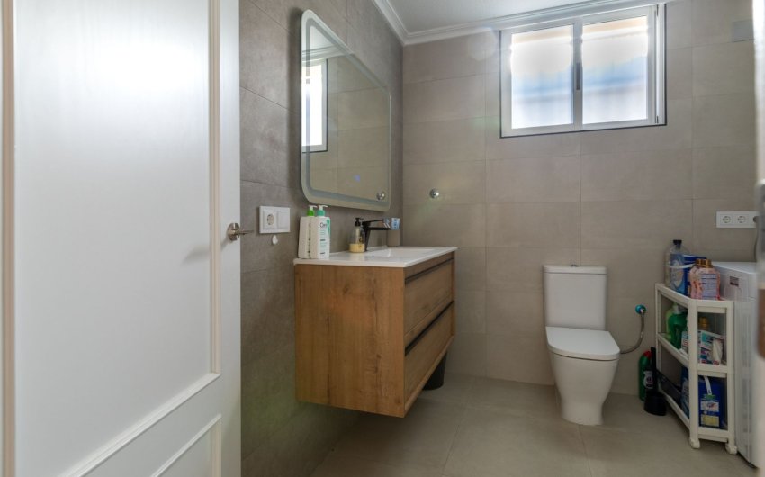 Resale - Villa -
Benijofar