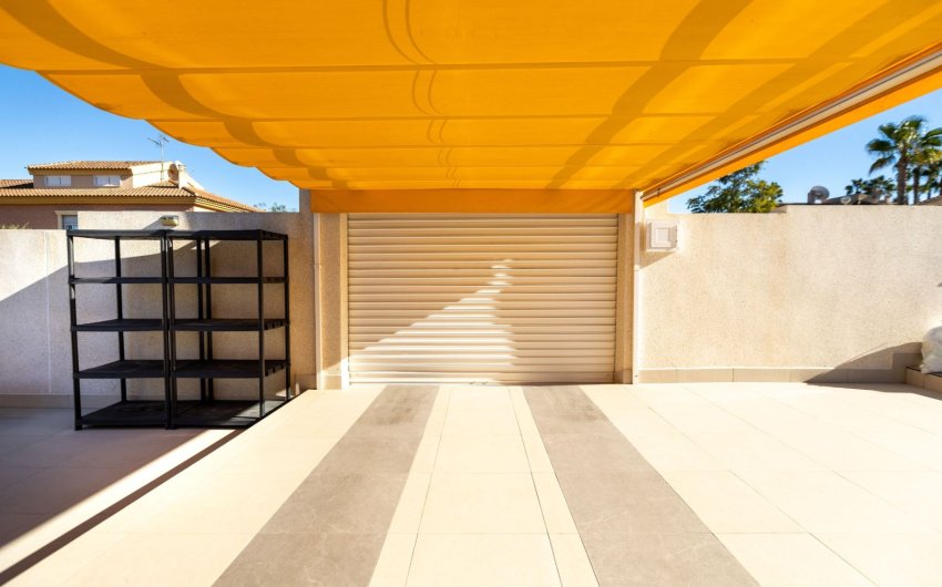 Resale - Villa -
Benijofar