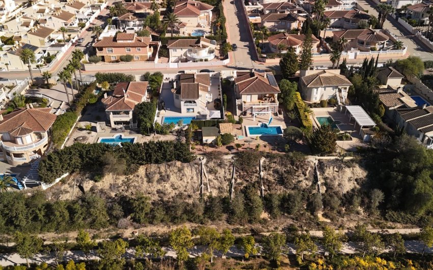 Resale - Villa -
Benijofar