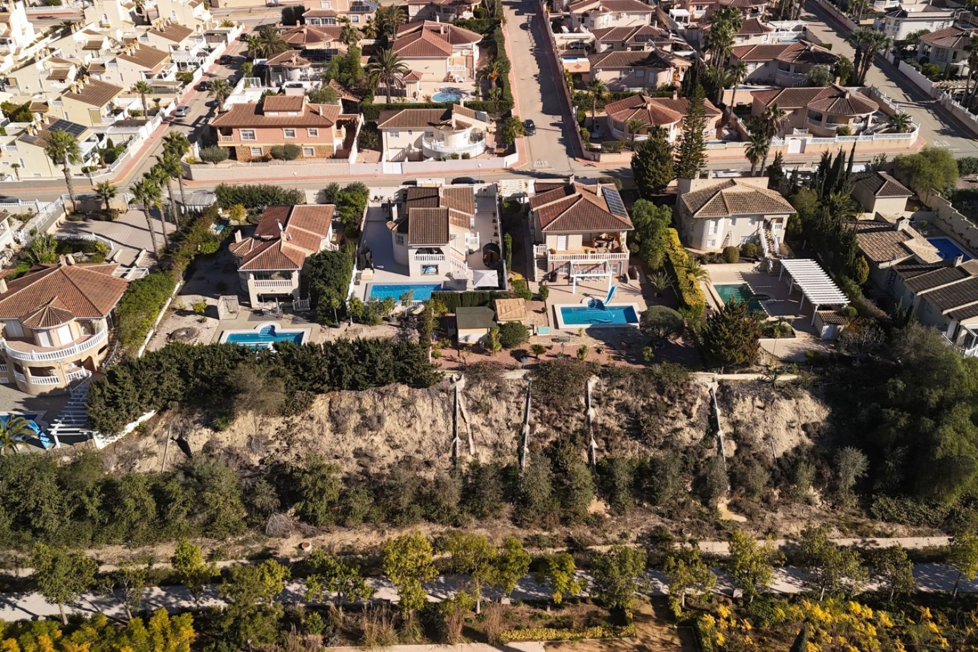 Resale - Villa -
Benijofar