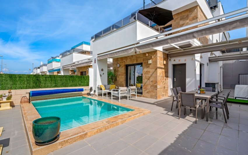 Resale - Villa -
Benijofar