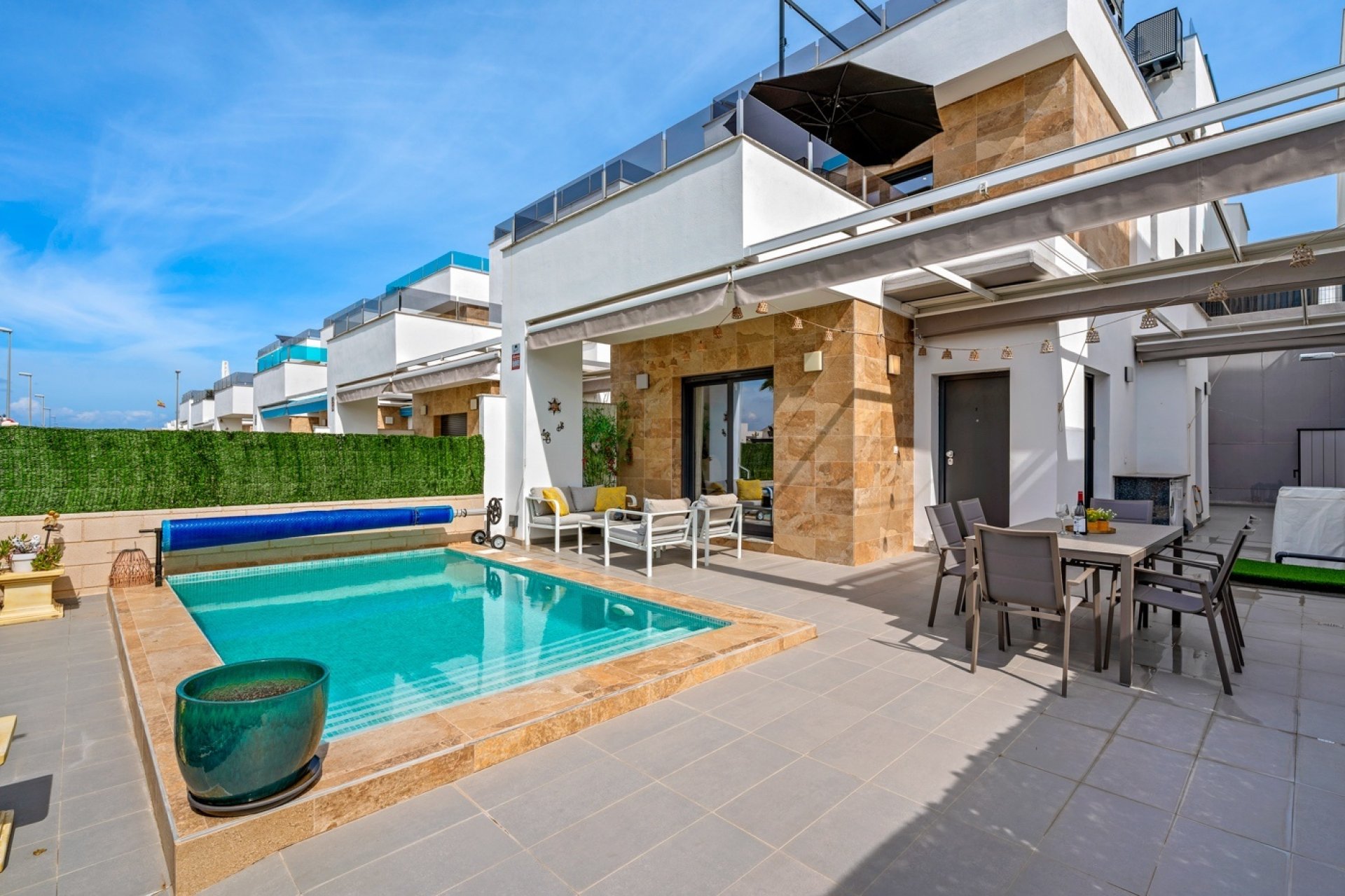 Resale - Villa -
Benijofar