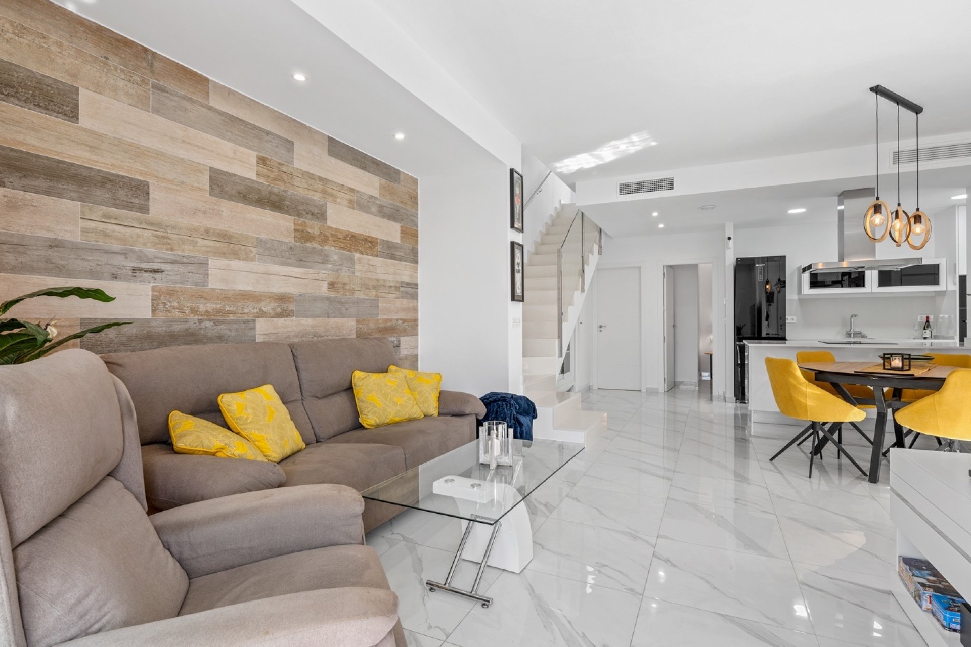 Resale - Villa -
Benijofar