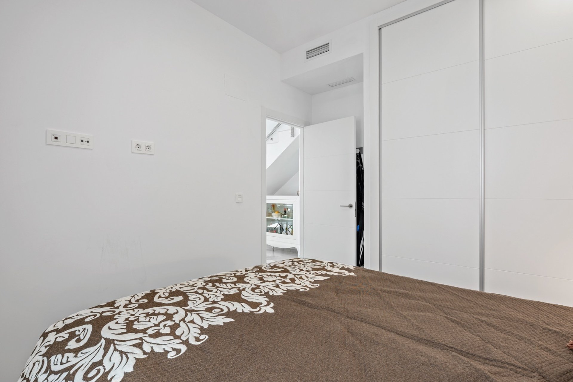 Resale - Villa -
Benijofar