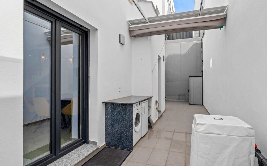 Resale - Villa -
Benijofar