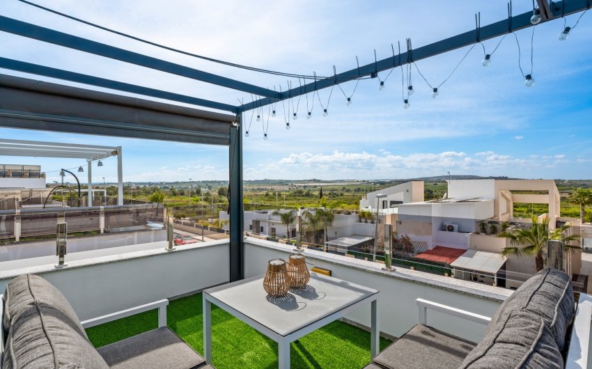 Resale - Villa -
Benijofar