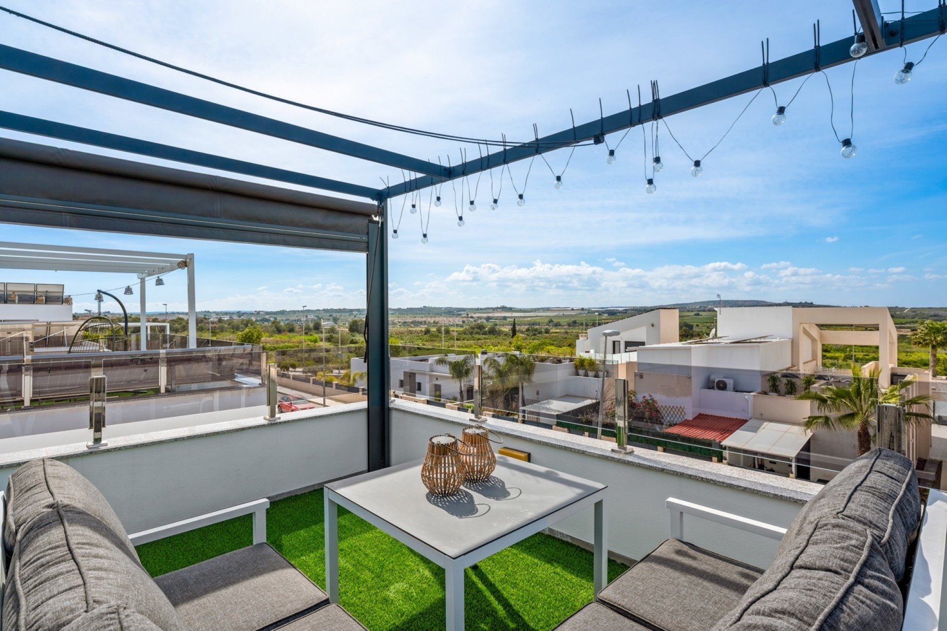 Resale - Villa -
Benijofar