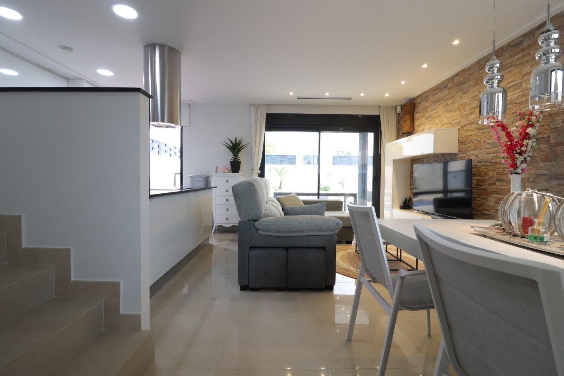 Resale - Villa -
Benijofar