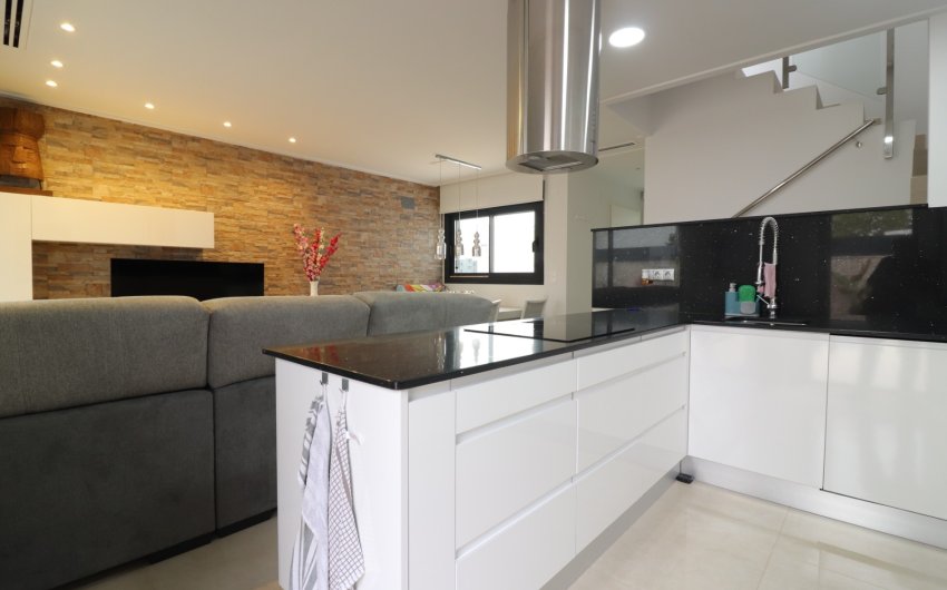 Resale - Villa -
Benijofar