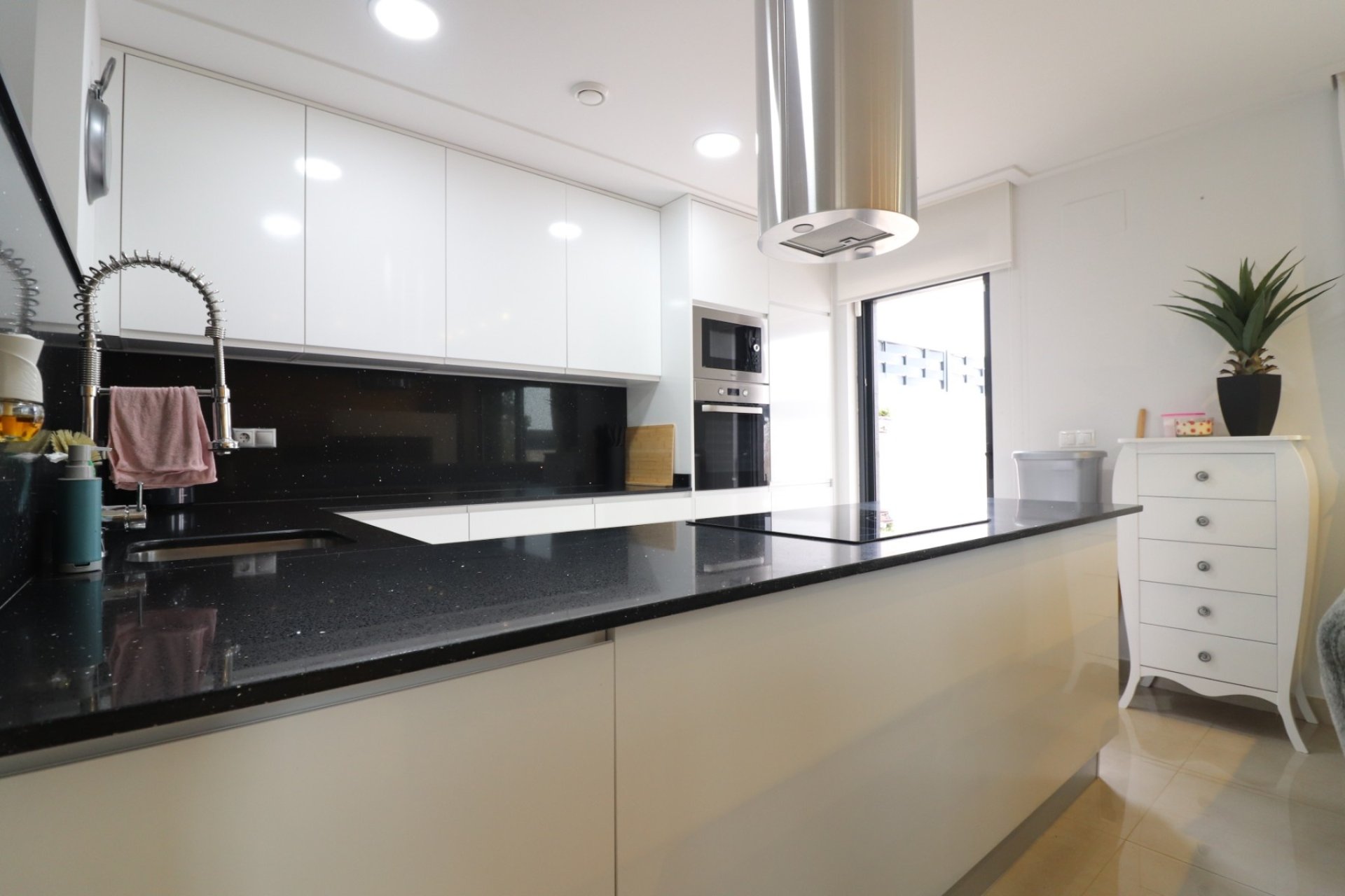 Resale - Villa -
Benijofar