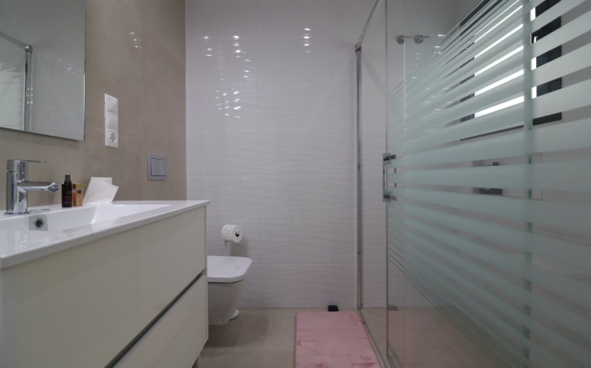 Resale - Villa -
Benijofar