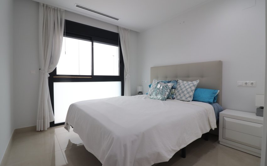 Resale - Villa -
Benijofar