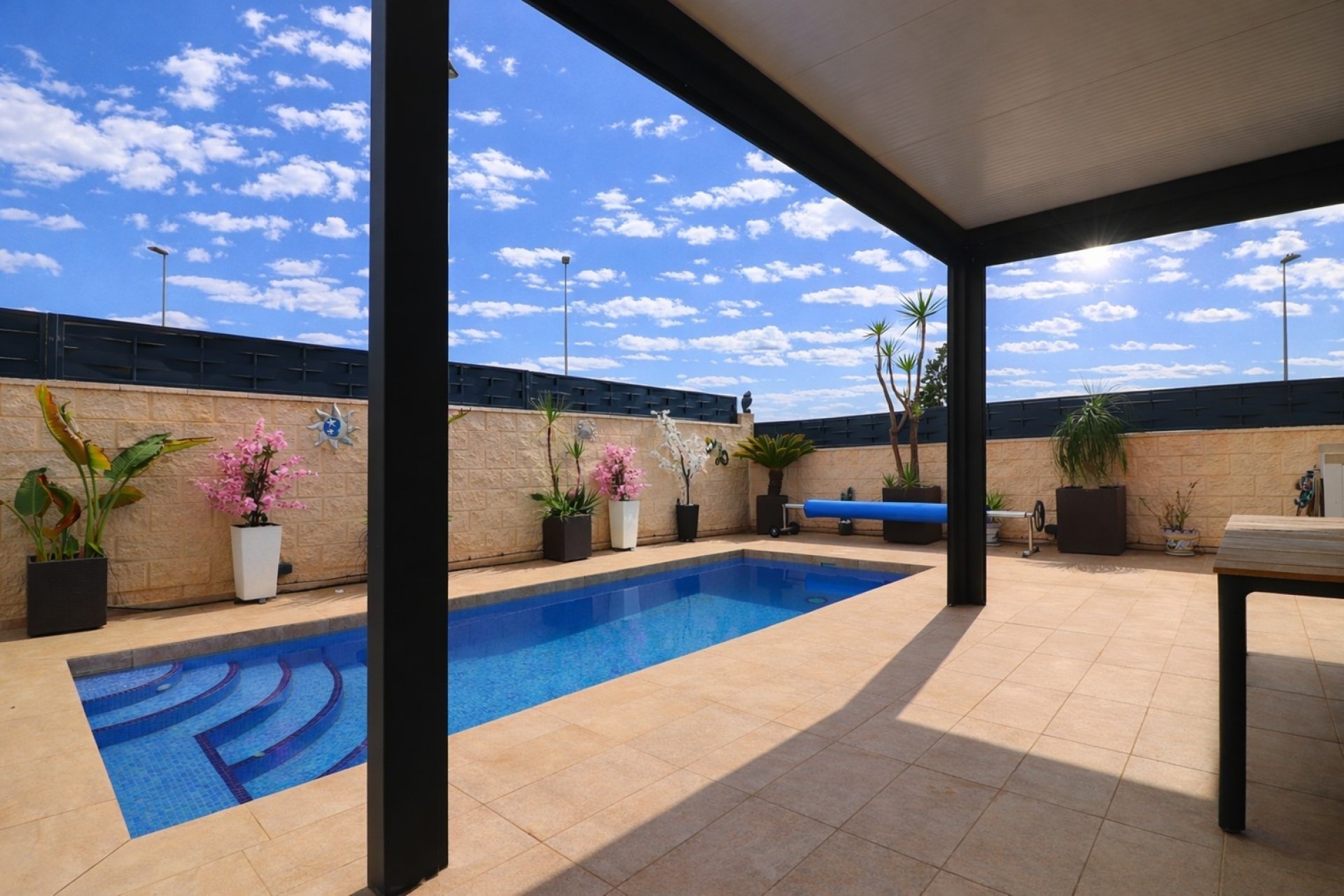 Resale - Villa -
Benijofar