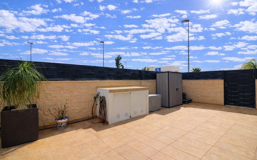 Resale - Villa -
Benijofar