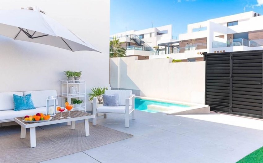 Resale - Villa -
Benijofar