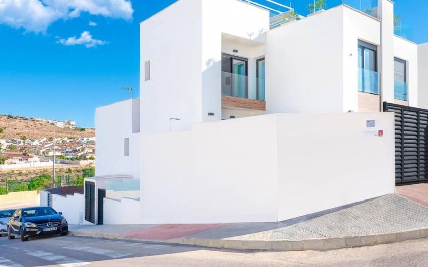 Resale - Villa -
Benijofar