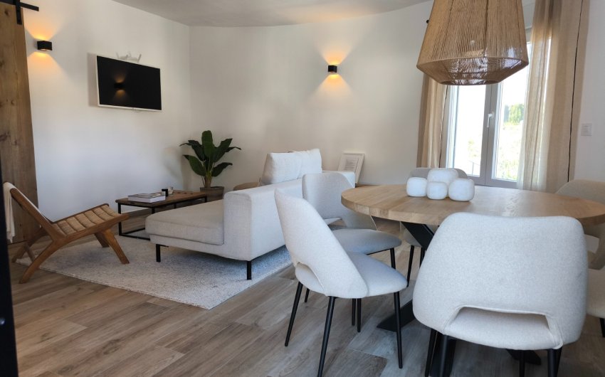 Resale - Villa -
Benissa - La Fustera