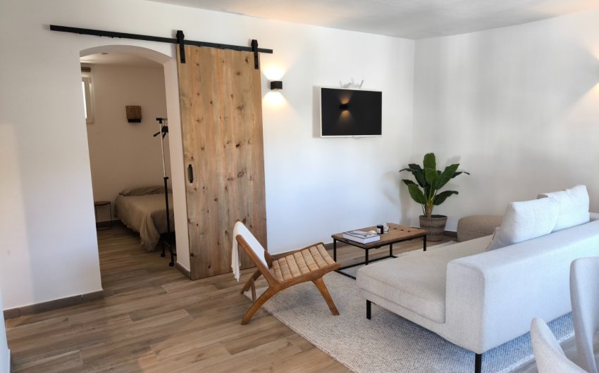 Resale - Villa -
Benissa - La Fustera