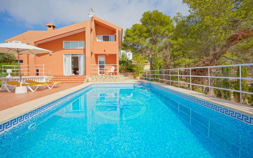 Resale - Villa -
Benitachell - Cumbre del Sol