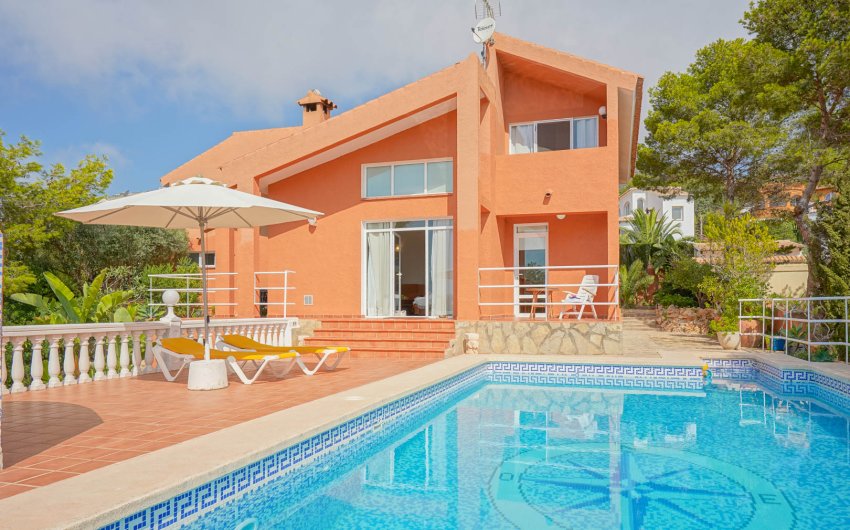 Resale - Villa -
Benitachell - Cumbre del Sol