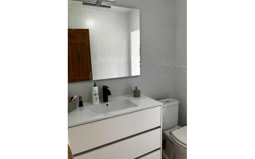 Resale - Villa -
Biar - Costa Blanca