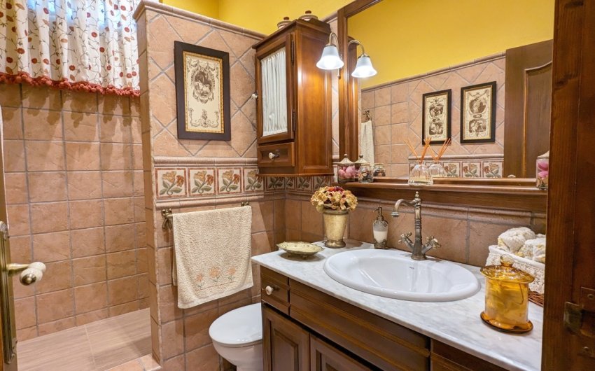 Resale - Villa -
Bigastro - Inland