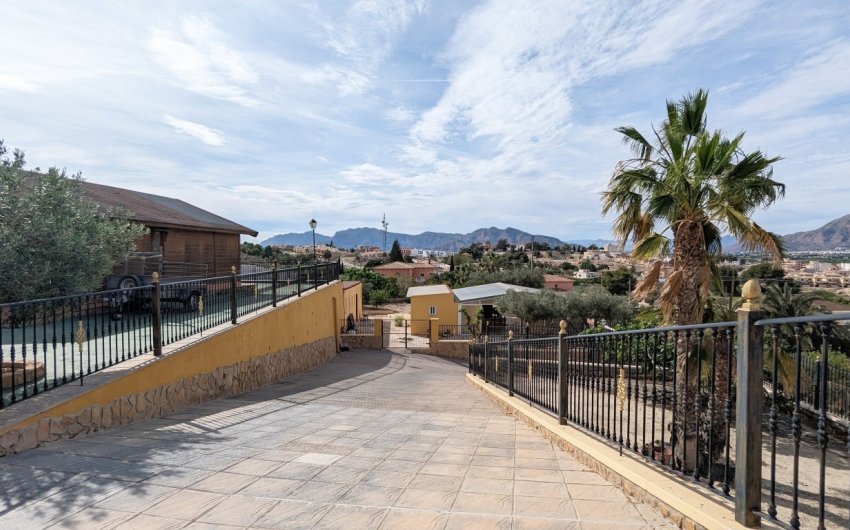 Resale - Villa -
Bigastro - Inland