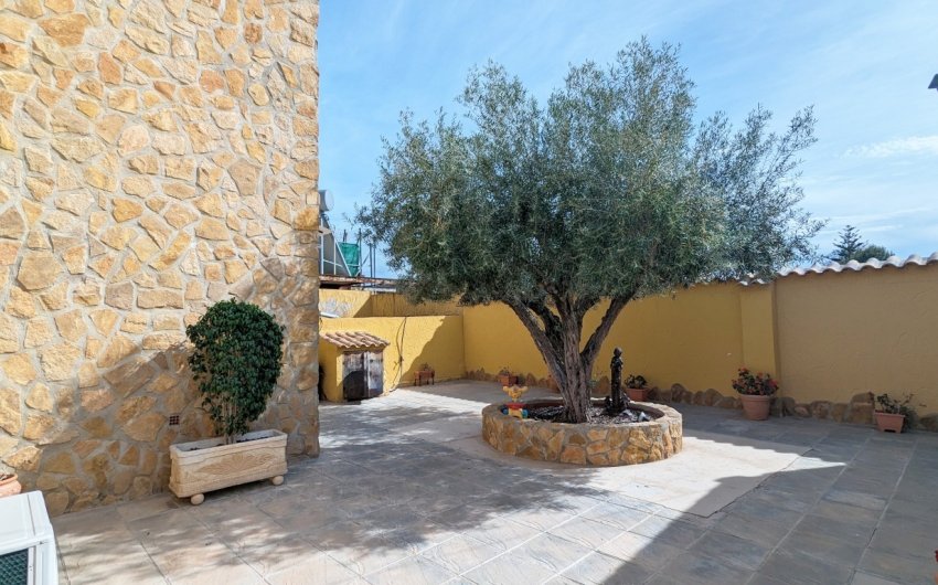 Resale - Villa -
Bigastro - Inland