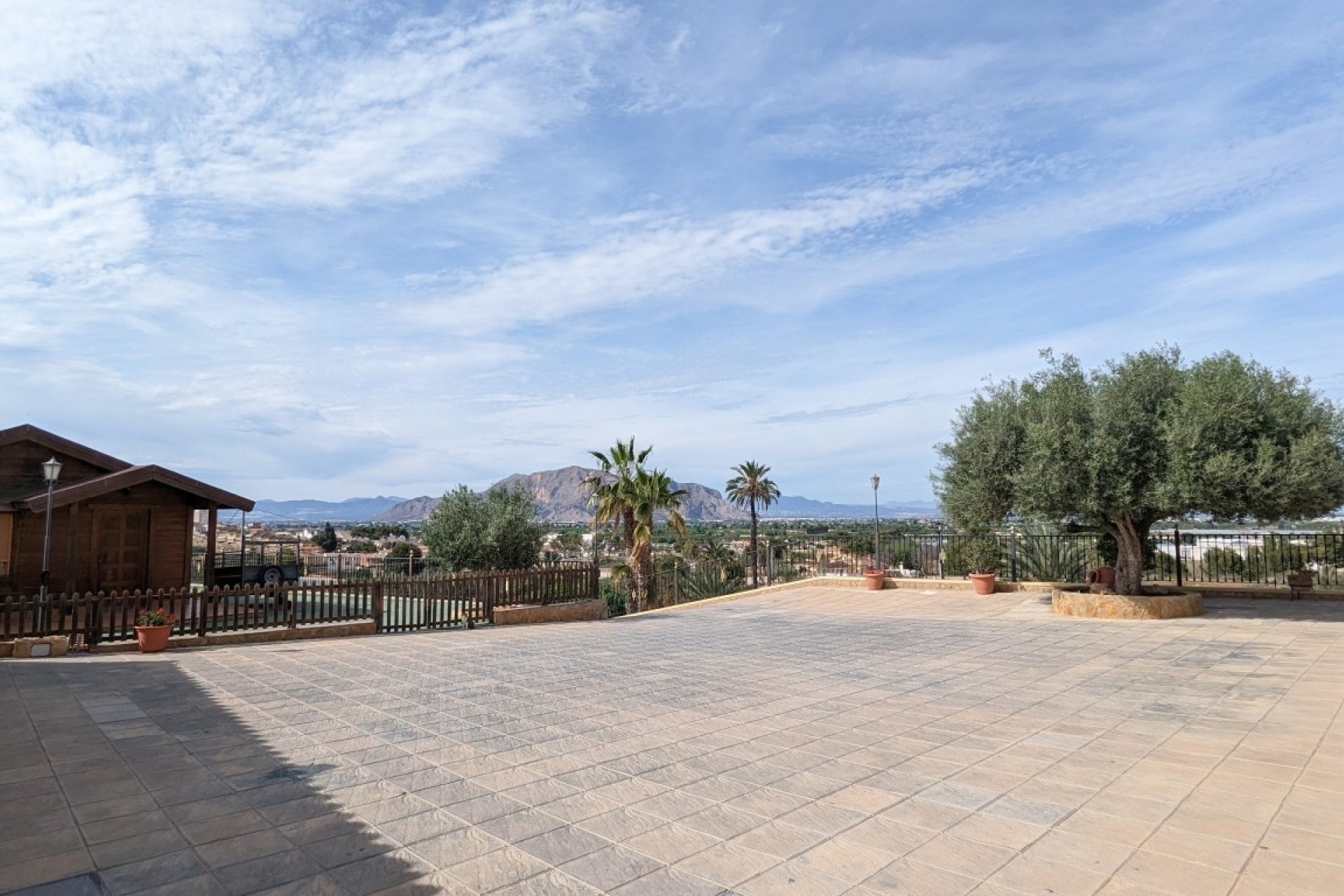 Resale - Villa -
Bigastro - Inland