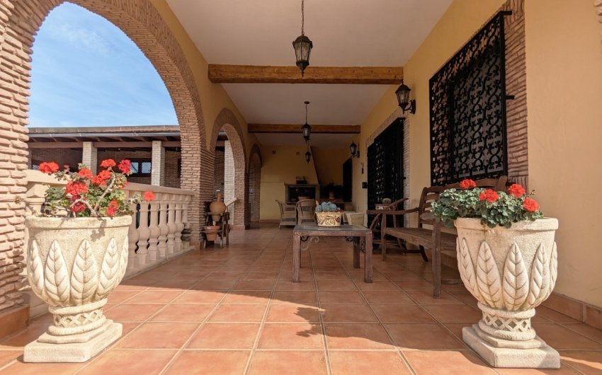 Resale - Villa -
Bigastro - Inland