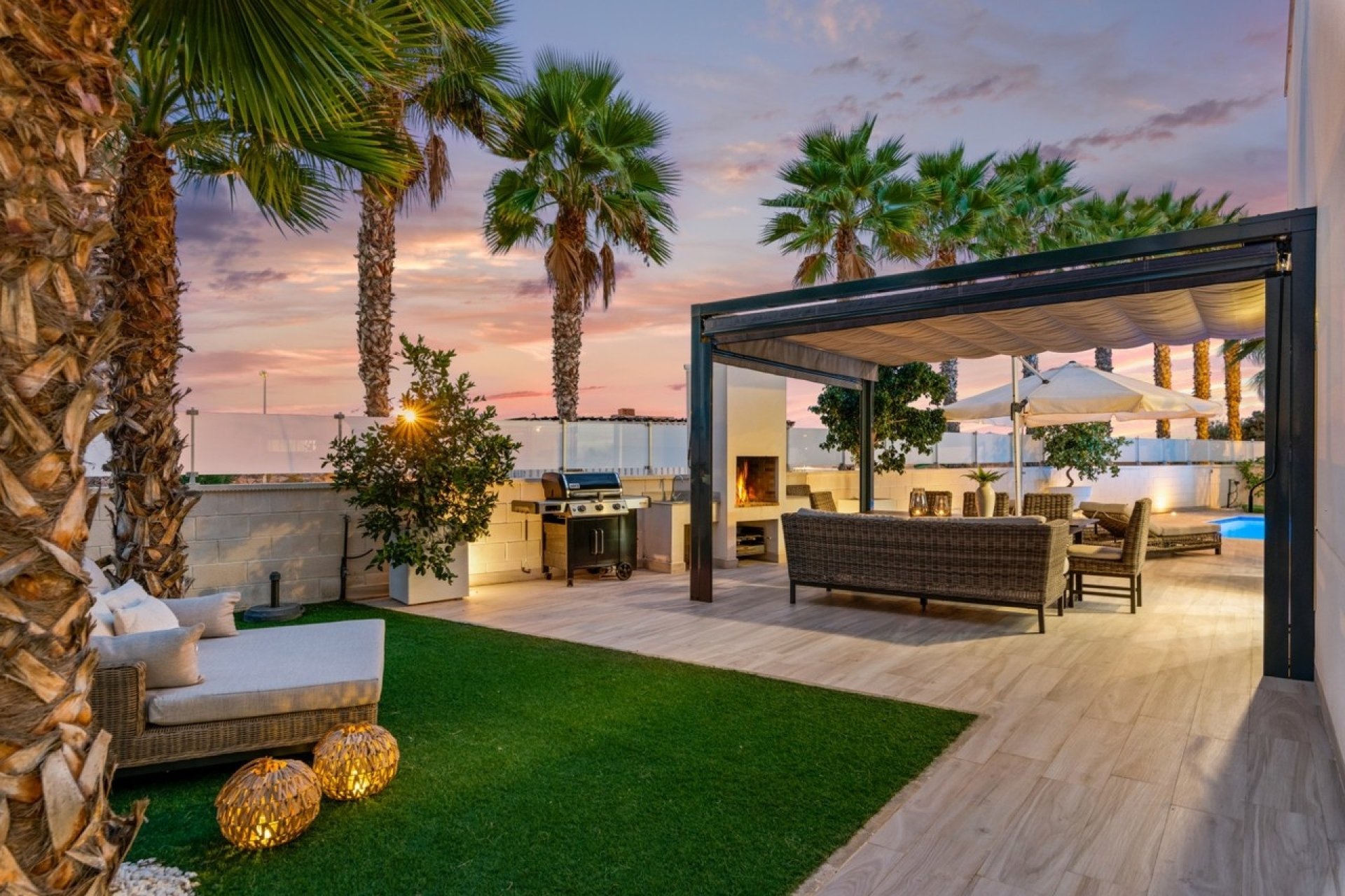 Resale - Villa -
Cabo Roig - Costa Blanca