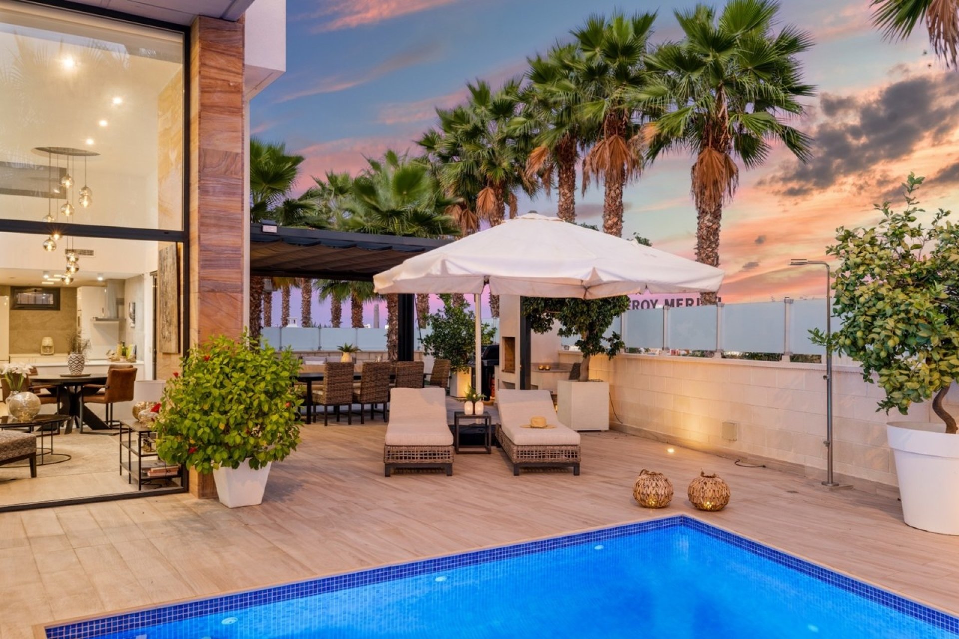 Resale - Villa -
Cabo Roig - Costa Blanca